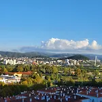 Apartment Coimbra's Black & White