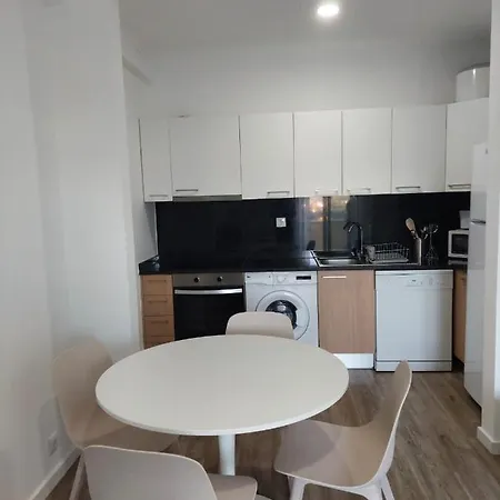 Apartment Coimbra's Black & White