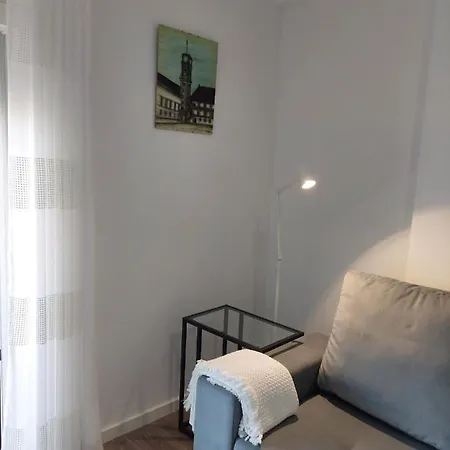 Coimbra's Black & White Apartment Coimbra