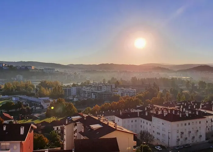 Coimbra's Black & White *